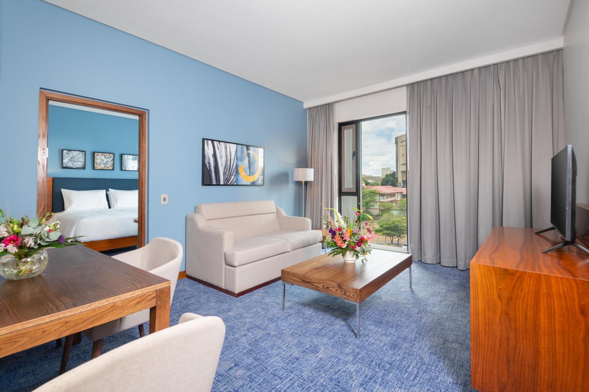 Hilton Garden Inn Windhoek Eksteriør bilde