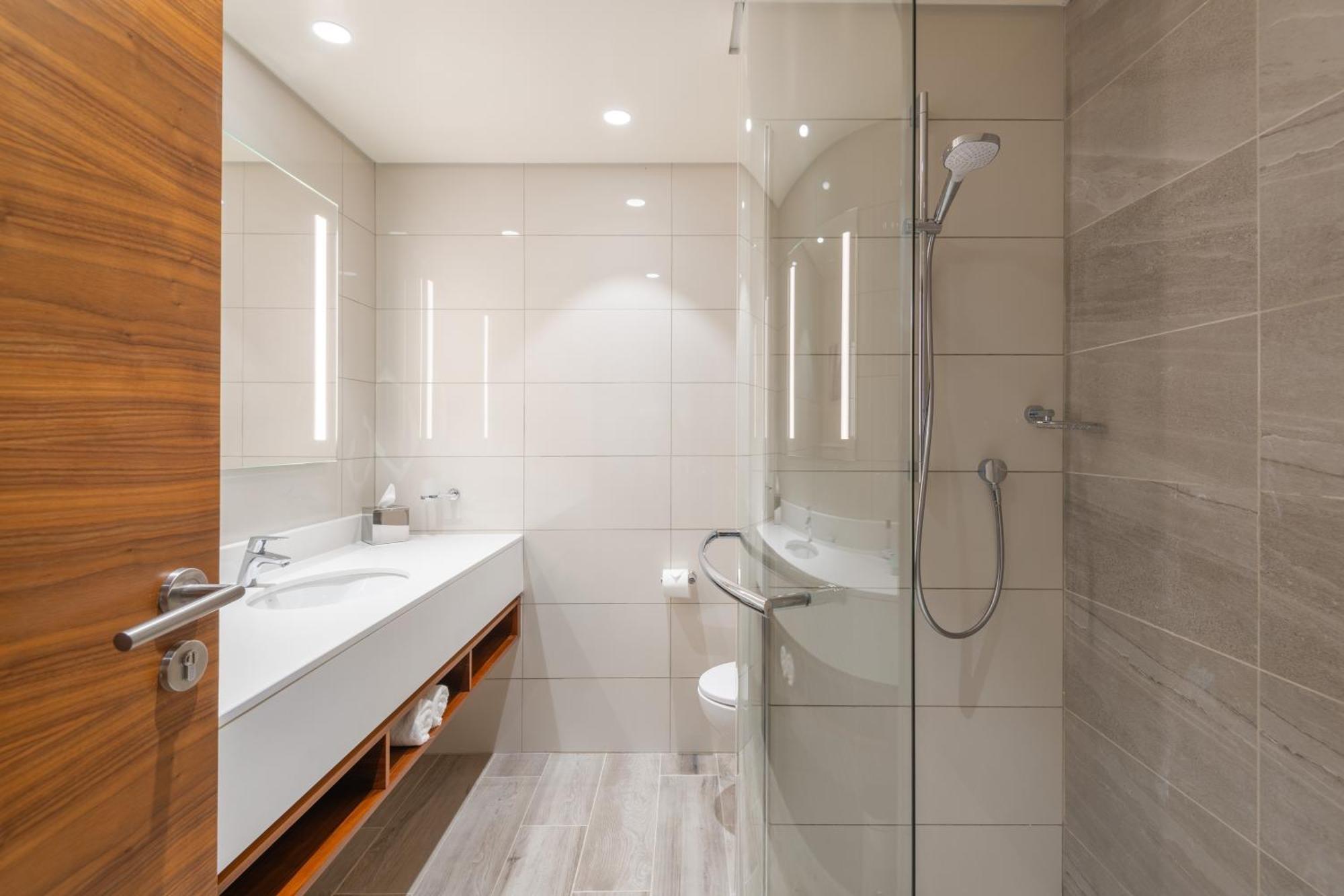 Hilton Garden Inn Windhoek Eksteriør bilde